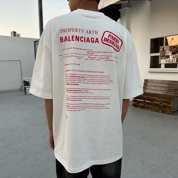 バレンシアガ ロゴ半袖Tシャツ 偽物 ban43629